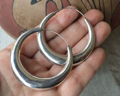 Bulky Silver Jewelry, Funky Hoop Earrings, Large Silver Earrings, Cool Hoop Earrings, Big Silver Hoop Earrings, Chunky Silver Jewellery Aesthetic, Big Hoop Earrings Aesthetic, Chunky Silver Jewelry, Chunky Silver Earrings