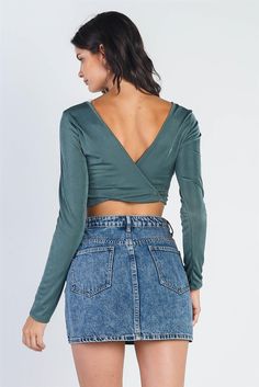 🖤 Item Features: Teal, satin effect, bust self-tie detail, long sleeves, wrap back, cropped length, slim fit, stretchy, unlined, not see through, cute, girlish, trendy, stylish, street style, eye-catching Stylish Street Style, Tie Crop Top, Long Sleeve Crop, Long Sleeve Crop Top, Crop Top, Long Sleeves, Slim Fit, Street Style, Satin