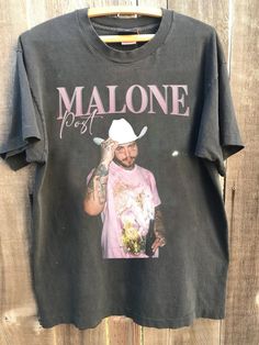 Posty Hip Hop Styles,posty Graphic Tee Shirt, Posty 2023 T Shirt Post Malone Tour, Post Malone Concert, Tee Shirt Outfit, Merch Shirt, Shirt Outfits, Western Graphic Tees, Chapeau Cowboy, Shirt 2023, Country Shirts