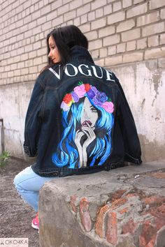 Hand painted denim Jacket with painting Jacket with art work on Art on Denim jean Jacket with art pop-art Drawing flowers wreath of flowers Artistic Denim Outerwear For Spring, Hand Painted Blue Denim Jacket For Spring, Artistic Blue Denim Jacket For Spring, Spring Hand Painted Blue Denim Jacket, Artistic Denim Jacket With Custom Artwork For Spring, Spring Artistic Denim Jacket With Custom Artwork, Blue Denim Jacket With Custom Artwork For Spring, Hand Painted Trendy Denim Jacket For Spring, Spring Denim Jacket With Custom Artwork