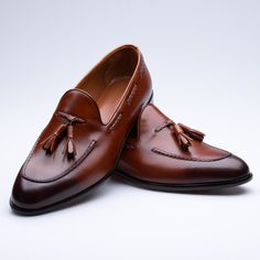 Buy Brown Nash Classic Shoes, admired for its elegant creations and quality materials and craftsmanship, Made in Turkey. Classic Shoes; Outer Surface is 100% Natural Leather and Inner Surface is 100% Natural Leather Produced in Turkey with Great Meticulousness. SOLE: Leather (100% Natural Leather) and Non-Slip Thermo Injection Points. Base Height: 2 cm. We offer FREE DHL Express Delivery. Item will arrive in 5-10 working days. Comfortable Mens Shoes, Sneaker Lovers, Tassel Loafers, Classic Shoes, Handmade Shoes, White Shoes, Dhl Express, Natural Leather, Daily Fashion