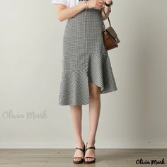 Olivia Mark - Asymmetrical Chevron Pattern Long Mermaid Skirt Long Mermaid Skirt, Asymmetrical Midi Skirt, Midi Skirt Pattern, Irregular Skirt, Half Skirt, Mermaid Skirt, Mermaid Silhouette, Grid Pattern, Checkered Pattern