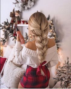 Christmas Fashion Outfits, Christmas Fits, Cute Christmas Outfits, Xmas Outfits, Christmas Outfits Women, Christmas Party Outfits, Foto Tips, Christmas Hair, Christmas Outfits