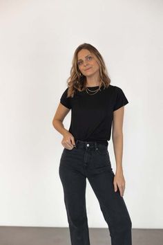 - the perfect basic t-shirt  - light & soft fabric  - loose fit  - 100% tencel  - model wearing xs (165cm)  - fairly made in portugal  - we suggest to wash it by hand Black Tank Dress, Black Aviators, Boyfriend Tee, Basic T Shirt, Ruched Dress, Natural Fabrics, Designer Outfits Woman, Slow Fashion, Short Tops