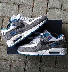 Don’t usually wear Nike’s but these are alright... Airmax 90s, Brand Sneakers, Nike Fashion Shoes, Kicks Shoes, Shoes Sneakers Jordans, All Nike Shoes