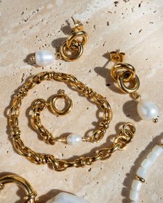 Gold Chain Pearl Bracelet with Toggle Clasp Length: approx. 7 inches 18K Gold plated Stainless Steel Water Resistant Cute Bracelets, Toggle Clasp, Steel Water, Pearl Bracelet, Ring Necklace, Gold Chain, Gold Chains, 18k Gold, Gold Plate