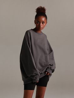 Editor's NotesComfy and cozy sweatshirt is made of 100% cotton. This sweatshirt goes well with every outfit.- Pullover closure- Logo printing at the back and front- Over fit- Dropped shoulder- Ribbed cuffsMeasurements (in.)M/L/XL- Shoulder: 22.83 in. / 24.40 in. / 25.19 in.- Chest: 23.62 in. / 24.40 in. / 25.19 in.- Sleeve: 29.52 in. / 31.49 in. / 32.28 in.- Total length: 26.77 in. / 27.55 in. / 29.13 in.Model infoHeight: 5'51 Fitting size MComposition & Care- 100% Cotton- Wash inside out- H Drop Shoulder Sweats With Ribbed Cuffs For Streetwear, Comfy Gray Crew Neck Sweater, Gray Relaxed Fit Fleece Sweater, Oversized Crew Neck Hoodie With Ribbed Cuffs, Oversized Hoodie With Ribbed Cuffs And Crew Neck, Gray Oversized Drop Shoulder Sweatshirt, Oversized Gray Drop Shoulder Sweatshirt, Drop Shoulder Sweats For Streetwear In Fall, Comfy Drop Shoulder Sweatshirt For Everyday