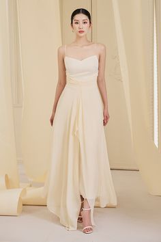 Elegant Summer Chiffon Dress For Wedding Guest, Pre-draped Chiffon Gala Dresses, Pre-draped Georgette Wedding Dress, Elegant Summer Chiffon Dress With Sweetheart Neckline, Feminine Chiffon Evening Dress, Pre-draped Chiffon Maxi Dress For Gala, Elegant Chiffon Dress With Sweep Train For Formal Occasions, Elegant Evening Dress With Asymmetrical Neckline For Wedding, Elegant Maxi Dress With Sweetheart Neckline And Sweep Train