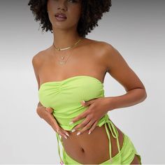 New Without Tags Neon Green Frankie’s Bikini’s Tube Top Style With Skirt Style Bottom Strapless Summer Top For Beach, Green Bandeau Swimwear For Summer, Summer Halter Neck Tube Top For Pool, Sleeveless Tube Top For Poolside Spring, Halter Neck Tube Top For Summer Pool, Spring Sleeveless Tube Top For Poolside, Halter Neck Tube Top For Summer Pool Occasion, Spring Poolside Tube Top, Green Bandeau Stretch Tankini