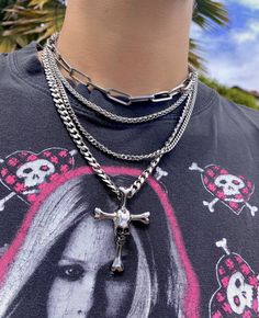 STAINLESS STEEL CHAIN LOBSTER CLASP CLOSURE ADJUSTABLE FROM 16”-18” Handmade with love 🖐🖤 Masculine Girl, Billie Eilish Concert Outfit, Summer Swag Outfits, Cuban Necklace, Grunge Jewelry, Summer Swag, Expensive Clothes, Fit Board Workouts, Swag Outfits