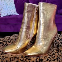 Gold Croc Embossed Ankle Boots Size 8.5 Brand New Never Worn Naturalizer Boots, Grey Ankle Boots, Grey Booties, Steve Madden Boots, Ankle Heels, Suede Leather Boots, Chelsea Ankle Boots, Leather Block Heels, Pull On Boots