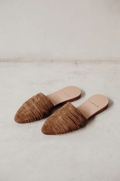 'Sloan' suede closed to slides are flattering pointed toe, soft suede flat mules with multi straps around the foot, these suede flat mules are perfect for any outfit. Pointed Toe Suede Mules With Leather Sole, Suede Mules With Pointed Toe And Leather Sole, Suede Mules With Leather Sole And Pointed Toe, Fall Suede Mules With Suede Lining, Fall Season Suede Closed Toe Mules, Fall Suede Closed Toe Mules, Slip-on Suede Mules With Pointed Toe, Suede Slip-on Mules With Pointed Toe, Pointed Toe Slip-on Suede Mules