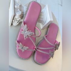 Pink Sandals With Butterflies And Rhinestones New In Box True To Size Latina Sandals, Butterfly Sandals, Pete The Cat, Pink Sandals, Pink Butterfly, Women's Shoes Sandals, Pink Ladies, Butterflies, Shoes Sandals