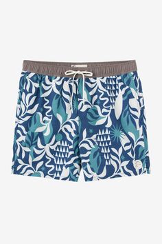 Ready for sunshine and long days at the beach or by the pool. Our trunks feature an elastic waist that's fully adjustable so you can get the perfect fit every time. Side pockets offer extra storage while the shorter outseam creates a vintage-inspired look. The boxer brief liner adds extra comfort. O'Neill Men's swim trunk 16" Outseam- At the thigh fit Retro stretch O'Neill Hyperdry DWR Elastic waist with tunnel drawcord Hand pockets, back pocket Anti-rash hyperthread 74% Recycled Polyester 18% C Navy Swim Trunks With Built-in Shorts For Vacation, Navy Swim Trunks With Built-in Shorts For Beach, Navy Swimwear With Built-in Shorts For Vacation, Casual Swim Trunks With Elastic Waistband For Beach Season, Navy Bottoms With Built-in Shorts For Beach, Casual Surfing Bottoms For Summer, Tropical Beach Bottoms With Pockets, Beach Swim Trunks With Elastic Waistband And Relaxed Fit, Vacation Blue Bottoms With Elastic Waistband