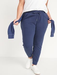 Vintage Vibes, a new line of soft-washed fleece & tees.  Because there’s nothing better than that ‘loved it forever’ feeling Elasticized rib-knit waistband, with adjustable drawstring.  Diagonal on-seam hip pockets, with soft jersey pocket lini Relaxed Fit Drawstring Sweats Sportswear, Casual Sweats With Elastic Cuffs For Leisure, Everyday Athleisure Sweats With Pockets, Fall Sportswear Sweatpants With Drawstring, Casual Sweats With Comfort Waistband For Leisure, Casual Sweats With Elastic Waistband For Leisure, Leisure Blue Joggers With Drawstring, Casual Solid Joggers With Elastic Waistband, Navy Athleisure Bottoms With Ribbed Waistband