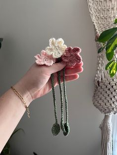 Our handmade crochet floral bookmark is the perfect way to dress up your favorite book. An adorable gift any book lover would cherish, or the perfect treat for yourself!  Our 3 color options come in soft cotton yarn. Have a different color in mind? Send us a message! We would be happy to bring your dream bookmark to life! Cute Crochet Bookmarks, Book Mark Crochet, Crochet Bookmark Flower, Flower Bookmark Crochet, Crochet Flower Bookmark, Bookmarks Crochet, Marque-pages Au Crochet, Book Crochet, Bookmark Crochet