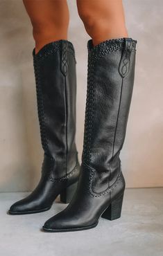 Billini Finley Cowboy Boot ~ Black – Show Me Your Mumu Cowboy Boot Heels, Black Boots Cowgirl, Women’s Cowboy Boots, Western Festival Outfits, Western Boots Outfit, Black Western Boots, Symbol Of Freedom, Winter Boots Outfits, Black Cowboy Boots