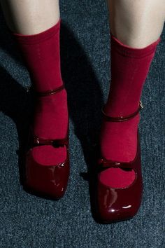 Dr Shoes, I'm With The Band, Shoe Inspo, Pig Skin, Mode Inspo, Soft Grunge, 가을 패션, Pretty Shoes, Dream Shoes