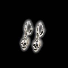 Silver plated hoop Star shaped stud Free delivery MSRP of 14.99 Euros Gold or sterling silver JAN drop earring jewelry Chain shop women Introducing the Skull Rocker Earrings These sterling silver earrings are designed to make a bold statement. Featuring a punk-inspired design with a star-shaped stud and a silver-plated hoop, these earrings are perfect for any rocker or fashionista. With their free delivery and affordable price of 14.99 Euros, these earrings make the perfect gift for yourself or White Gold Metal Cartilage Earrings, Silver Huggie Single Earring, Edgy Round Metal Jewelry, Silver Nickel Free Drop Cartilage Earrings, Silver Nickel-free Drop Cartilage Earrings, Silver Nickel-free Cartilage Earrings, Silver Tarnish-resistant Piercings, Edgy Dangle Jewelry, Silver Metal Cartilage Earrings As A Gift