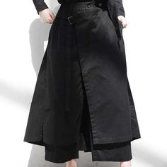 Length: Ankle-Length Pants Material: COTTON Pattern Type: Solid Style: Streetwear Pant Style: Wide Leg Pants Closure Type: Elastic Waist Front Style: Flat Waist Type: High Gender: Women Fabric Type: Jersey Fit Type: REGULAR Decoration: Button Black Cotton Casual Culottes, Casual Black Cotton Culottes, Black Belted High Waist Wide Leg Pants, Black Wide Leg Pants With Belt Loops For Spring, Black Ankle-length Wide Leg Pants With Belt Loops, Black Cotton Wide Leg Culottes, Black Wide Leg Cotton Culottes, Black High-waist Culottes With Pockets, High Waist Black Culottes With Pockets