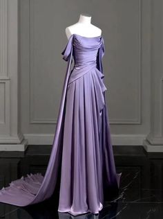 Purple Satin Prom Dress, Purple Evening Dress, Chique Outfits, Prom Dress Inspiration, Pretty Prom Dresses, فستان سهرة, Formal Party Dress, Purple Satin, Satin Prom Dress