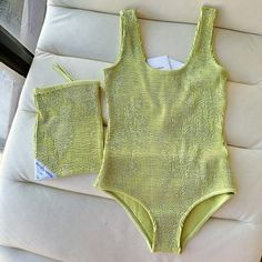 Nwt Bottega Veneta One Piece Scoopneck Swimsuit Sz 40 New With Tag Comes With Dustbag Sz 40/S 100% Authentic Super Beautiful Green Scoop Neck Bodysuit For Spring, Bottega Veneta Green, Brown One Piece, Orange Swimsuit, New Bottega, One Shoulder Swimsuit, Halter One Piece Swimsuit, Black One Piece, One Piece Swim