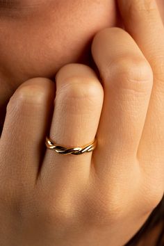 This classic braided gold ring is versatile and great for any occasion!  It's a romantic staple piece, that every outfit deserves to be paired with! Product ships from the USA within 1-3 days  If there's anything you're unsure of or would like to clarify, please don't hesitate to reach out. We'd be more than happy to assist you. Thank you for shopping with Daydreambasket! Please check out our store for more lovely products  https://etsy.me/3fv5TGq Follow us on Instagram @daydreambasket Modern Twist Twisted Jewelry Gift, Elegant Twisted Stackable Rings As Gift, Gold Twisted Promise Ring, Twisted Gold Ring For Gift, Twisted Gold Anniversary Rings, Twisted Yellow Gold Ring For Gift, Yellow Gold Twisted Ring For Gift, Twisted Yellow Gold Ring As Gift, Adjustable Twisted Wedding Rings