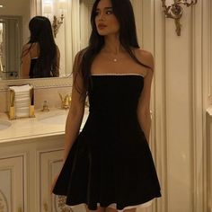 Our 'Marilla' Velvet Strapless Mini Dress Is Just Waiting For A Night Out. Made From Plush Stretch Velvet, It Has A Strapless, Corseted Bodice That Laces Up At The Back To Cinch Your Waist To Perfection And Us Beautifully Trimmed With Soft Satin Along The Neckline And Peaks Below The Hem. The Gathered Skirt Is Ultra Flattering And It Zips To The Side For Easy On. Underwear Solution: Add Our 'Smooth' Strapless Bra If Required. Made From Stretch Velvet. Fully Lined. Stretch Factor: Little Stretchy Vestidos Color Vino, House Of Cb Dresses, Lace Splicing, Dress Aesthetic, School Shopping, House Of Cb, Stretch Velvet, Strapless Mini Dress, Hoco Dresses