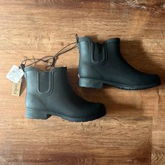 New With Tags. Women’s Chelsea Boots. Black. Size 9 Chooka Boots, Chelsea Boots Black, Black Rain Boots, Chelsea Rain Boots, Ankle Rain Boots, Womens Rain Boots, Slip On Boots, Duck Boots, Boots Ankle