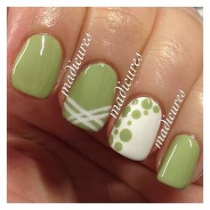 Moss green and off white Fingernail Designs, Her Nails, Pretty Nail Art Designs, Dots Nails, Dipped Nails, Fabulous Nails, Chic Nails, Fancy Nails, Creative Nails