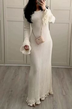 Style White Maxi Dress, Brunch Vibes Outfit, White Gender Reveal Dress, Classy Clothes Women, Silk Dress With Sweater, Hospital Interview Outfit, Cold Church Outfit, Cute Dress Designs, Autumn Outfits Black Women