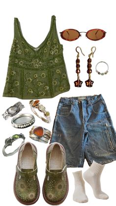 New York Summer Outfits Aesthetic, Hinterland Outfit Ideas, Art Ho Outfit, Midsize Outfit Inspo Summer, How To Dress Like An Artist Outfit, Comfy Warm Weather Outfits, Boho Skater Style, Cottagecore Concert Outfit, Summer Chill Fits