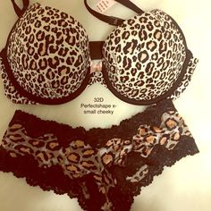 The Bra Size 32d; Cheky Panty Size Xsmall. 100% Authentic , Please Ask For Availability Before Purchasse. Thank You! Cute Bras Aesthetic, Mcbling Clothing, Homeless Clothes, Burlesque Bra, Ysl Perfume, Winky Face, Girly Tops, Bra Outfit, Leopard Print Bra