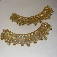 Brand New Wedding Payal / Anklet - Never Been Worn. Hook Closure. Absolutely Breathtaking! Gold Bridal Accessories For Festive Occasion, Traditional Wedding Anklets With Ankle Strap, Traditional Ankle Strap Wedding Anklets, Gold Anklets With Latkans For Wedding, Gold Tilla Anklets For Wedding, Festive Bollywood Anklets For Party, Festive Bollywood Style Anklets For Party, Toe Ring Anklets With Latkans For Wedding, Gold Anklet For Wedding With Ankle Strap