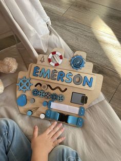 Kids bookshelf ideas Kids Bookshelf Ideas, Bookshelf Ideas, Montessori Furniture