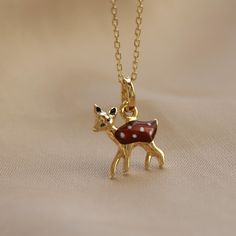 14k Real Gold Necklace Red Enamel Deer Pendant Minimalist Animal Design Charm Dainty Elegance Christmas Gift for Women Valentine's Day ⓂMaterials & Specifications : Necklace Chain Lengths : 42 cm (16.5 in) 44 cm (17.3 in) 46 cm (18.1 in) 48 cm (18.8 in) 50 cm (19.6 in) Deer Pendant Width : 1 cm (0.39 in) Deer Pendant Length : 1 cm (0.39 in) Elegant Gold Necklace For Holidays, Dainty Yellow Gold Jewelry For Christmas, Christmas Gift Yellow Gold Necklace, Yellow Gold Necklace Christmas Gift, Yellow Gold Necklace For Christmas Gift, Dainty Yellow Gold Christmas Jewelry, Christmas Yellow Gold Sterling Silver Necklace, Animal Design Dangle Jewelry Gift, Deer Necklace For Men