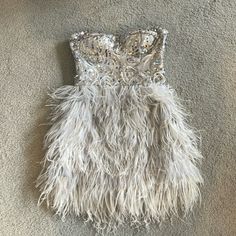 Bebe Dress-Strapless Sequins With Ostrich Feathers Champagne Color Size Xs Worn 3 Times Bebe Cream, Colorful Feathers, Bebe Dresses, Ostrich Feathers, Champagne Color, Dresses Strapless, Ever After, Sequin Dress, Wedding Decor