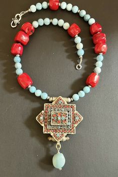 Tibetan Ghau Gau Prayer Box & Blue Larimar / Red coral Nepalese Vintage Necklace  | eBay Prayer Box, Unusual Jewelry, Red Coral, Box Design, Semi Precious Gemstones, Vintage Necklace, Lapis Lazuli, Handmade Necklaces, Semi Precious