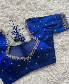 Hand embroidered ready made saree blouse / crop top/stitched saree blouse usa / blue  saree blouse/ hand embroidered blouse/zardosi blouse/orange saree blouse/ blue pure silk blouse/ maggam work blouse        It is very true that a perfect blouse is the one which makes your saree look stand out !! If you find one of such a style that you have been wanting to have then dont let it go !! we carry such unique trending blouses that instantly add a stylish look to any saree !!     Well..!! we underst Pattu Saree Hands Blouse Designs, Unique Silk Saree Blouse Styles, Blouse Designs Silk Embroidery, Back Blouse Embroidery Design, Scallop Border Blouse, Trending Maggam Work Designs, Maggam Work On Blue Blouse, Silk Saree Blouse Designs Work, Blue Silk Blouse Designs