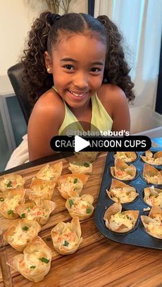 Crab Rangoon Cups, Keto Chinese Food, Wonton Wraps, Crab Rangoons, Wonton Cups, Crab Dishes, Kid Chef, Best Seafood Recipes, Chinese Cooking Recipes