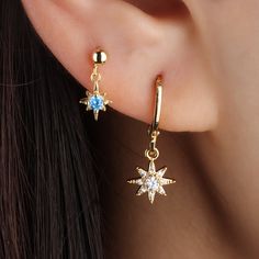 The sparkle star drop earring is a great addition to any jewelry collection. This drop will add just the perfect amount of sparkle to any celebratory outfit. The drop is hypoallergenic and made with sterling silver posts. Detail： -Material: gold plated with internal S925 Sterling Silver or S925 Sterling silver -Nickel free and sensitive skin friendly. -Gauge: 20g | 0.8mm-Post length: 6mm-Length: 12.8mm-Include: single item-Closure: screw ball back * Piercings are sold individually for layering p Diy Jewellery Designs, Cool Ear Piercings, Ear Style, Earrings Inspiration, Joy Of Life, Diamond Charm, Moon Jewelry, Dangly Earrings, I Love Jewelry