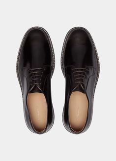 Brown Derby in Italian Calf Leather | SUITSUPPLY US Luxury Brown Derby With Leather Sole, Masculine Brown Leather Derby Shoes, Brown Leather Sole Lace-up Shoes For Derby, Brown Brogues, Brown Apron, Luxury Leather-lined Men's Shoes For Derby, Brown Derby, Brown Leather-lined Monk Strap Shoes For Derby, Shoe Tree