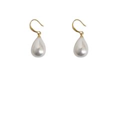 This pair of Teardrop Pearl earrings is the perfect gift for her! Created from freshwater pearl, these elegant drop earrings are perfect for a bridal or wedding jewelry set. Capturing the beauty of a timeless classic, these earrings will be cherished for years to come. 👌 M A T E R I A L • S925 Sterling Silver niddle• Teardrop Freshwater Pearl• This product is hypoallergenic (nickel free) and tarnish resistantv 📏 S I Z E SMALL SIZE:• Teardrop pearl diameter: 6.5mm - 7.5mm (0.26 inch to 0.30 inc Teardrop Pearl Earrings For Evening, Evening Pearl Drop Teardrop Earrings, White Pearl Drop Teardrop Earrings For Evening, Teardrop Pearl Drop Jewelry For Evening, Classic Pearl White Pear-shaped Earrings, Evening Drop Pearl Earrings, Formal Teardrop Pearl Earrings, Evening Teardrop Pearl Drop Jewelry, Classic Pear-shaped Pearl Bridal Earrings