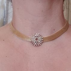 15.5 Inches Long Gold Metal Choker With Colorful Starburst Accent. Stunning On. Can Be Dressed Up Or Down. Nwt Thank You For Looking Simple Choker Designs, Simple Gold Choker Necklace Designs, Diamond Haram, Fashionable Saree, Jewelry Necklace Simple, Kids Jewellery, Simple Choker, Choker Necklace Designs, Gold Jewellry