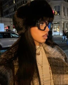 aesthetic selfie ideas! Fur Hat Outfit, Aesthetic Selfie Ideas, Chunky Glasses, Aesthetic Selfie, Headband Outfit, Fall Fits, Fur Hat, Selfie Ideas, Winter Fits