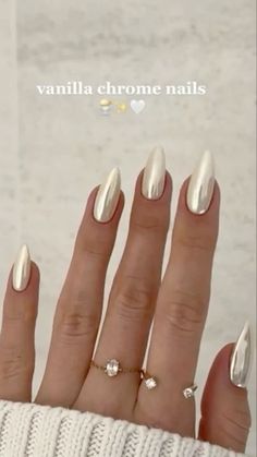 White Chrome Nails, Gold Chrome Nails, Milky Nails, Almond Shape Nails, Neutral Nails, Silver Nails, Xmas Nails, Classy Nails