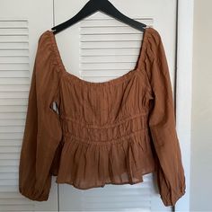 Nwt Super Cute Summer Top. Lightweight, Textured Cotton With Two Tiers Of Ruching And A Peplum Bottom. Size M In Dark Nutmeg Color Summer Long Sleeve Top With Gathered Sleeves, Casual Ruffled Balloon Sleeve Top, Fall Balloon Sleeve Tops For Day Out, Brown Puff Sleeve Tops For Fall, Fall Day Out Top With Blouson Sleeves, Fitted Long Sleeve Top With Blouson Sleeves For Spring, Puff Sleeve Tops For Fall Day Out, Fall Blouson Sleeves Top For Day Out, Casual Puff Sleeve Top With Ruffles