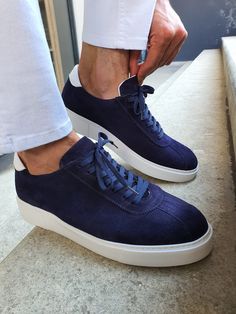 Blue Shoes Outfit, Navy Blue Sneakers, Mens Business Casual Outfits, Navy Blue Shoes, Navy Sneakers, Shoes World, Suede Leather Shoes, Monk Strap Shoes, Mens Fashion Casual Outfits