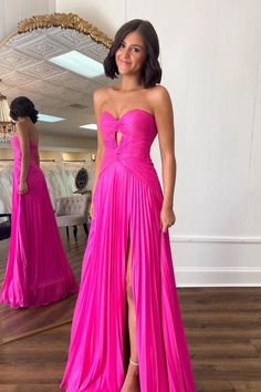 Ballkleid mit herzförmigem Ausschnitt und hohem Schlitz Satin Pink Prom Dress, A Line Prom Dress, Designer Bridesmaid Dresses, Strapless Prom Dresses, Dress With Pleats, Sweetheart Prom Dress, A Line Prom Dresses, Chiffon Prom Dress, Formal Dresses Prom