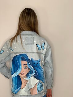 Hand painted jacket, made with love 🤍🦋 Washable on max 40 degrees. Artistic Long Sleeve Denim Jacket For Spring, Casual Hand Painted Blue Outerwear, Hand Painted Winter Outerwear For Streetwear, Trendy Hand Painted Outerwear For Streetwear, Hand Painted Blue Outerwear For Spring, Blue Hand Painted Outerwear For Spring, Hand Painted Blue Spring Outerwear, Blue Hand Painted Spring Outerwear, Artsy Long Sleeve Outerwear With Graphic Print